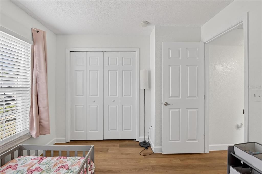 For Sale: $265,000 (3 beds, 2 baths, 1228 Square Feet)