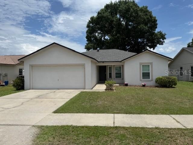 For Sale: $265,000 (3 beds, 2 baths, 1228 Square Feet)