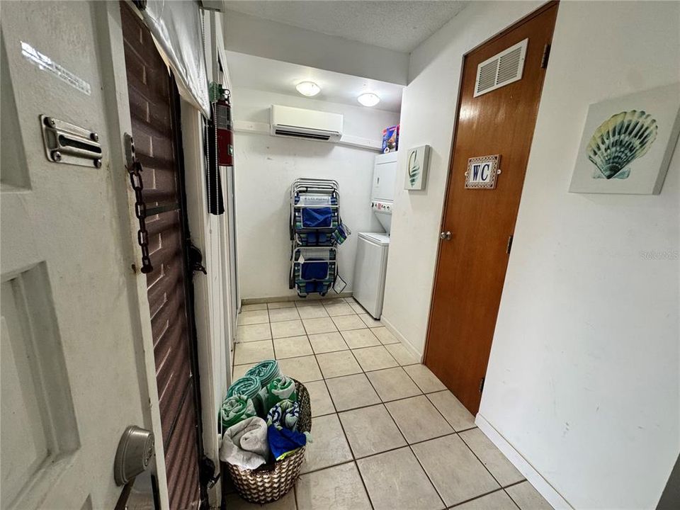 En Venta: $420,000 (1 camas, 2 baños, 864 Pies cuadrados)