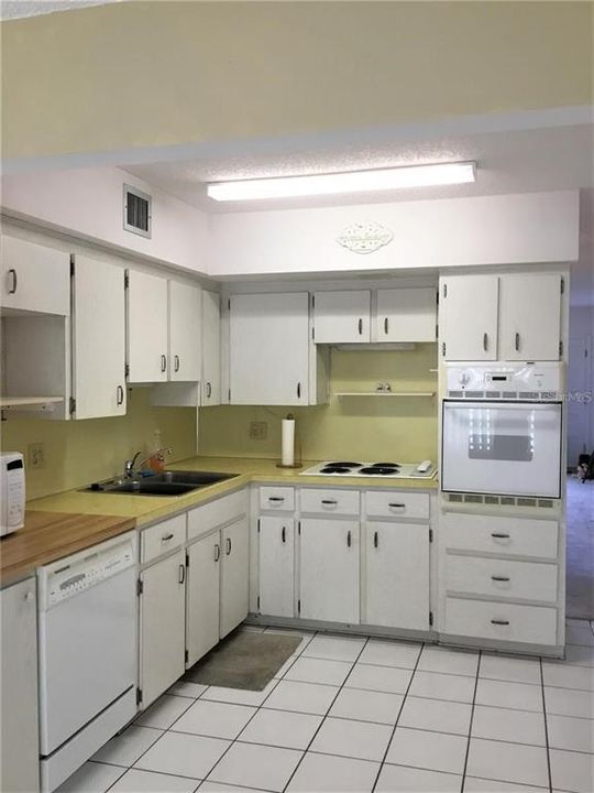 В аренду: $1,400 (2 спален, 20 ванн, 1100 Квадратных фут)