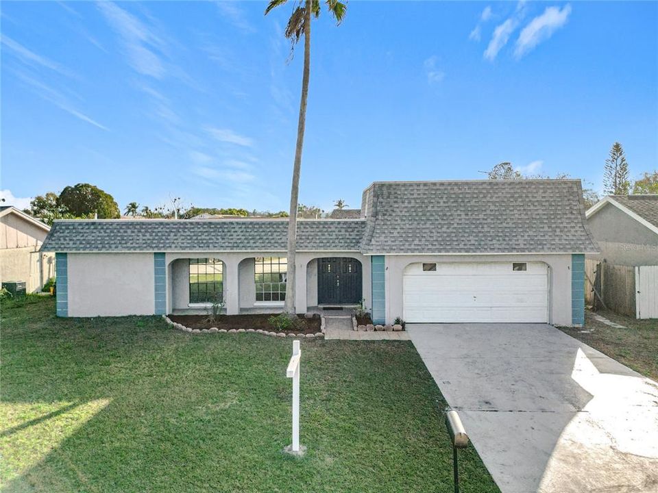 For Sale: $249,999 (3 beds, 2 baths, 1519 Square Feet)
