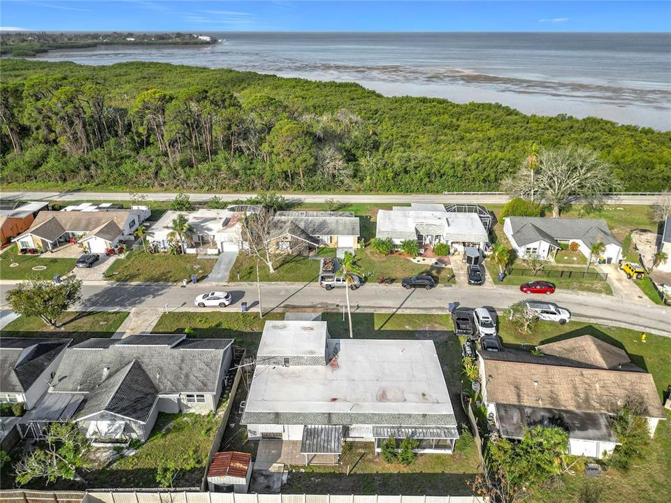 For Sale: $249,999 (3 beds, 2 baths, 1519 Square Feet)