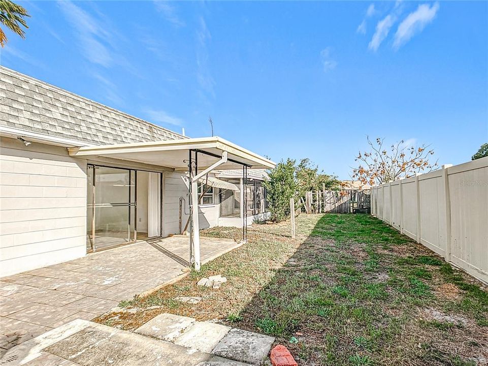 For Sale: $249,999 (3 beds, 2 baths, 1519 Square Feet)