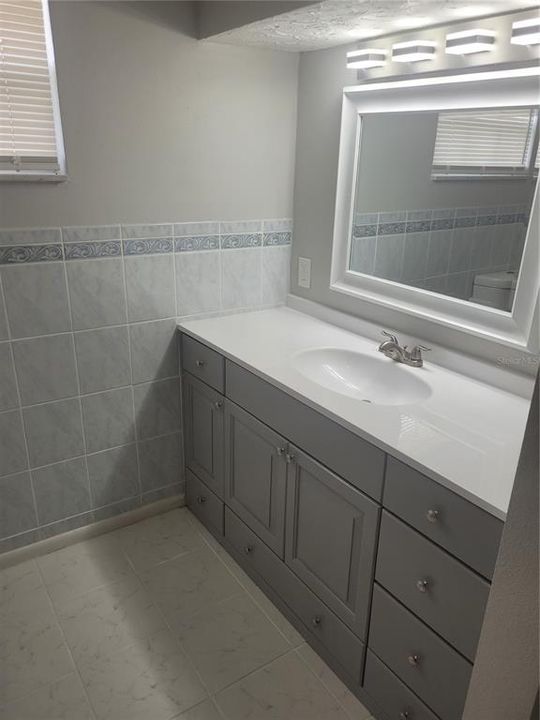 For Sale: $249,999 (3 beds, 2 baths, 1519 Square Feet)