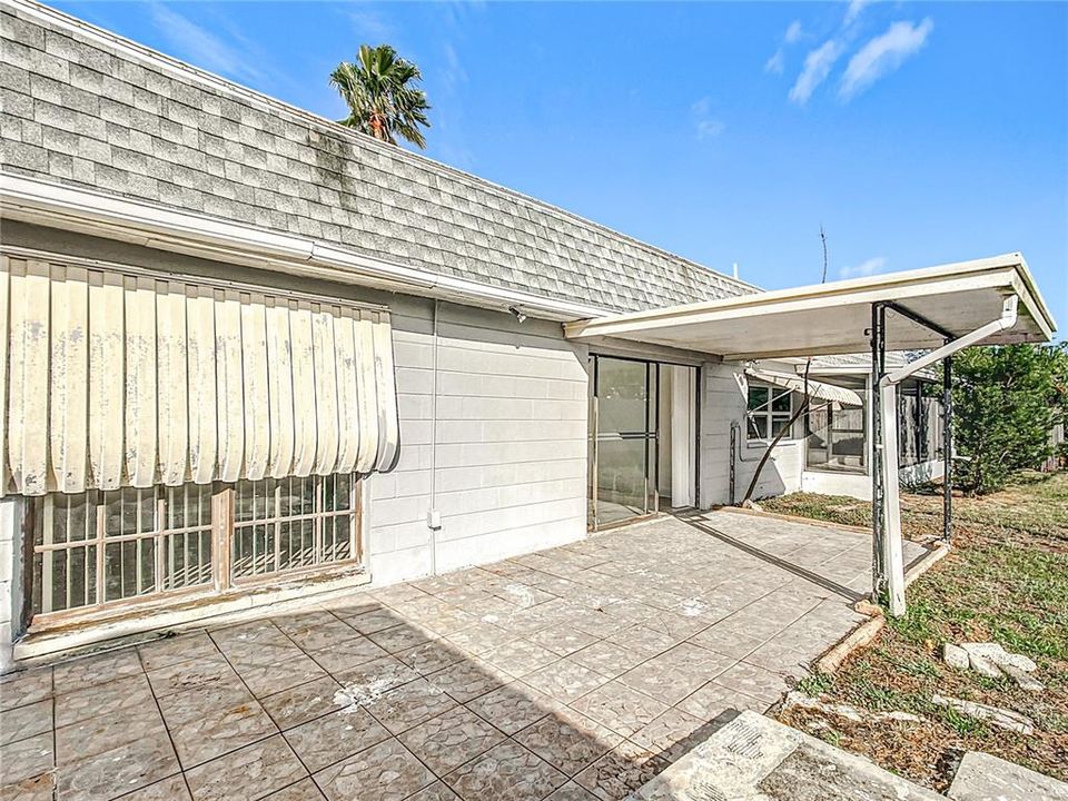 For Sale: $249,999 (3 beds, 2 baths, 1519 Square Feet)