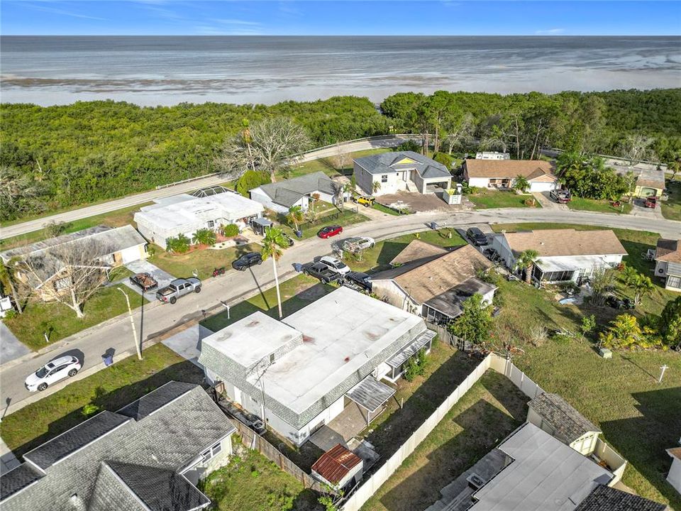 For Sale: $249,999 (3 beds, 2 baths, 1519 Square Feet)