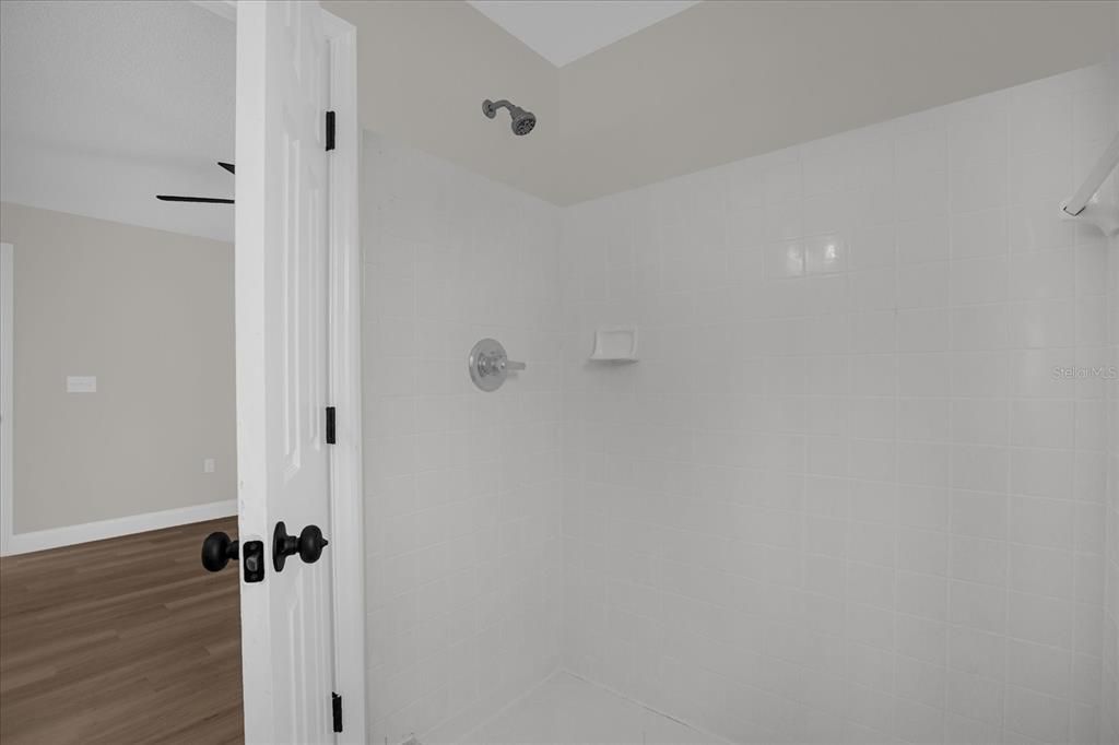 For Sale: $249,999 (3 beds, 2 baths, 1109 Square Feet)