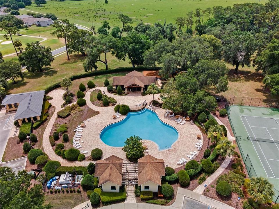 For Sale: $599,990 (5 beds, 3 baths, 2828 Square Feet)