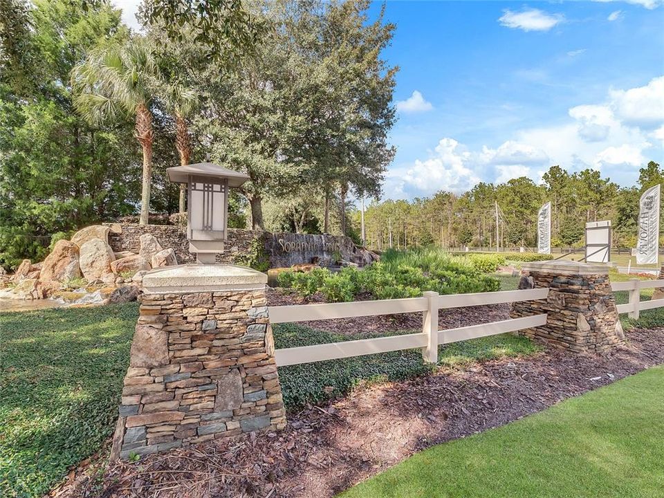 For Sale: $599,990 (5 beds, 3 baths, 2828 Square Feet)