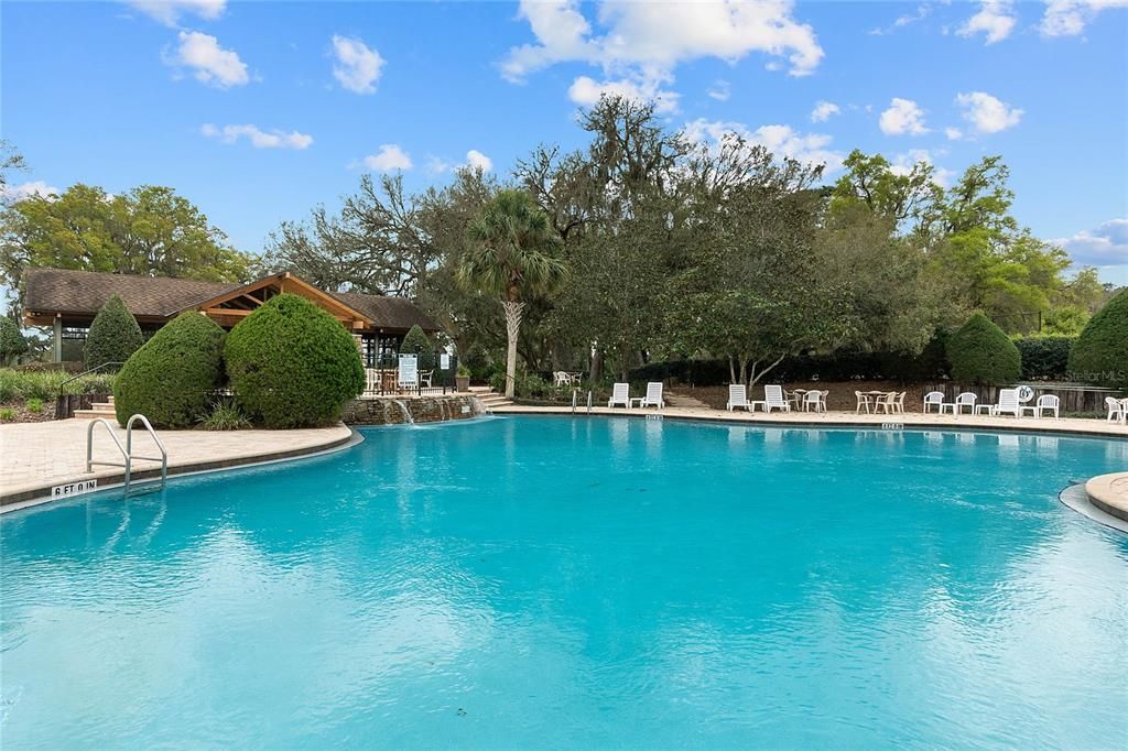 For Sale: $599,990 (5 beds, 3 baths, 2828 Square Feet)