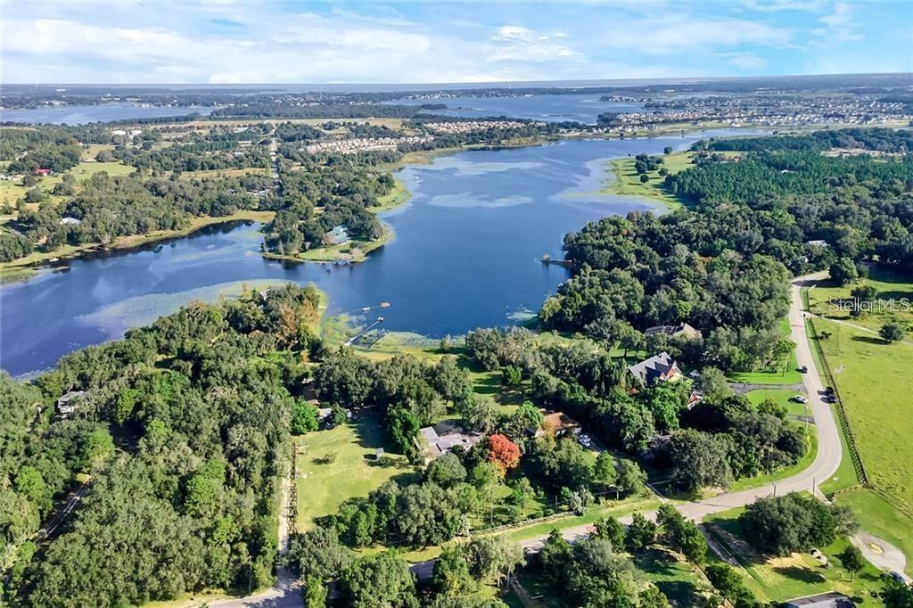 En Venta: $850,000 (1.79 acres)
