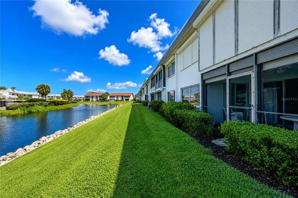 For Sale: $210,000 (2 beds, 2 baths, 1335 Square Feet)