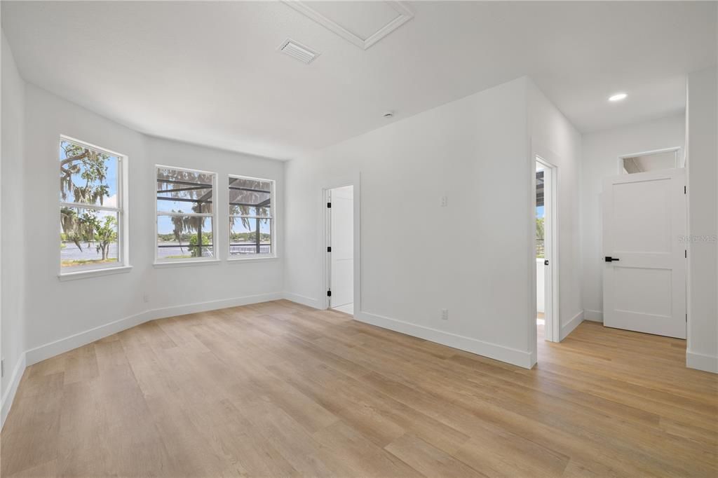 For Sale: $2,685,000 (5 beds, 5 baths, 4855 Square Feet)
