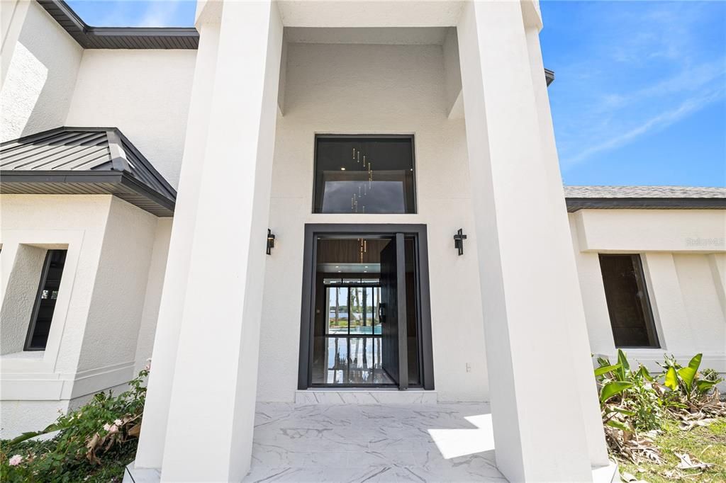 For Sale: $2,685,000 (5 beds, 5 baths, 4855 Square Feet)