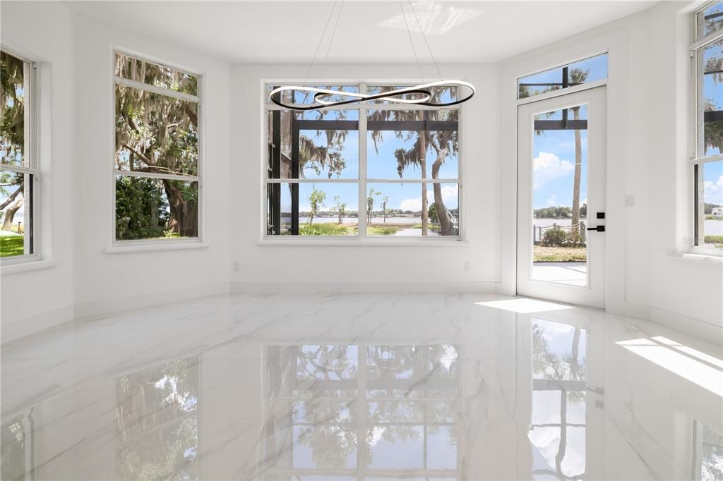 For Sale: $2,685,000 (5 beds, 5 baths, 4855 Square Feet)