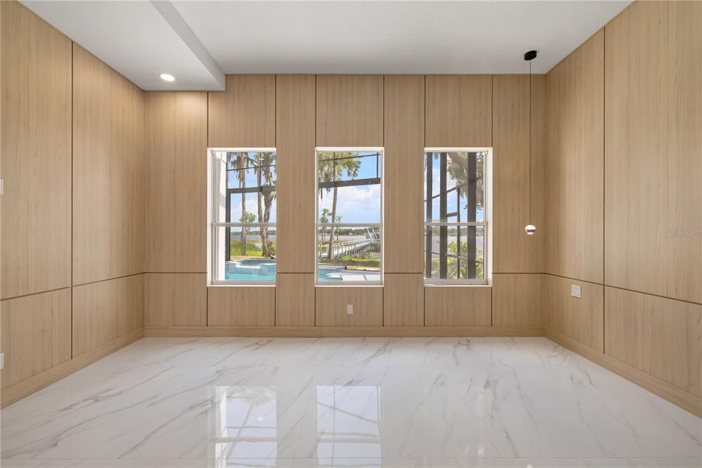 For Sale: $2,685,000 (5 beds, 5 baths, 4855 Square Feet)