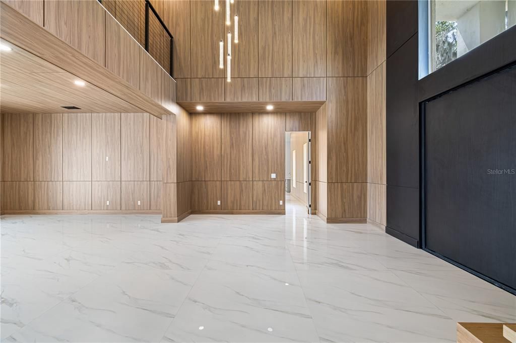 For Sale: $2,685,000 (5 beds, 5 baths, 4855 Square Feet)