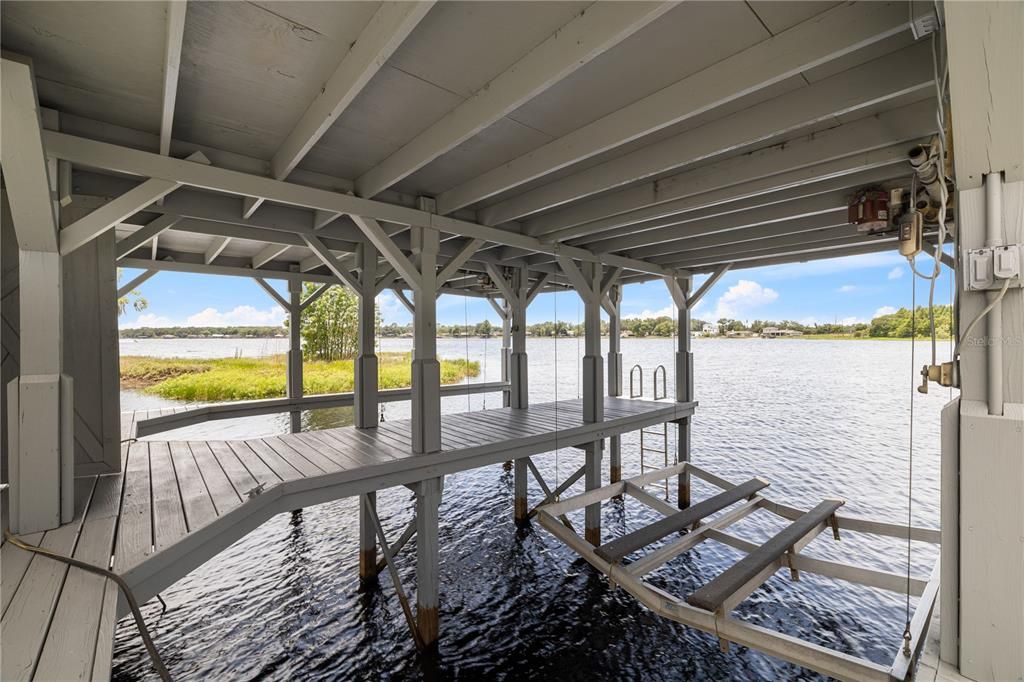 For Sale: $2,685,000 (5 beds, 5 baths, 4855 Square Feet)