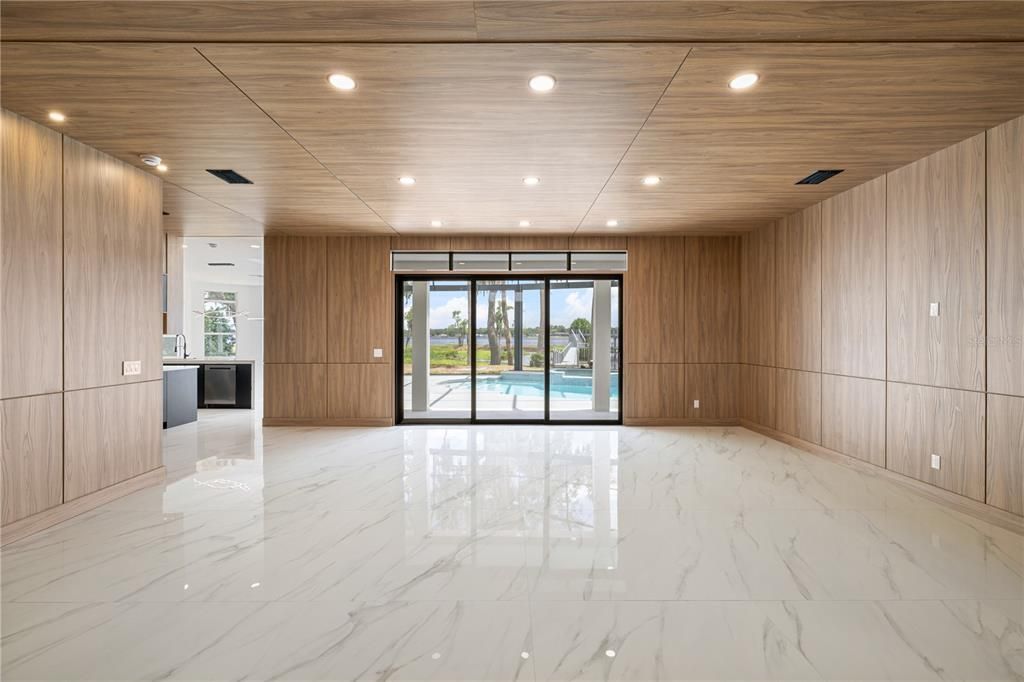 For Sale: $2,685,000 (5 beds, 5 baths, 4855 Square Feet)