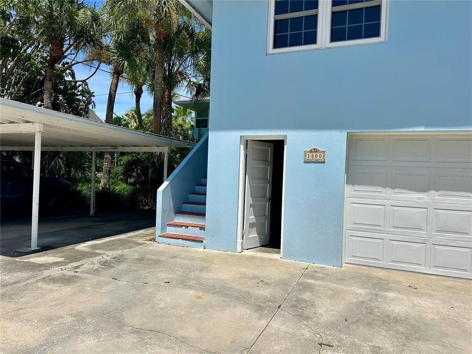 For Rent: $2,200 (2 beds, 1 baths, 600 Square Feet)