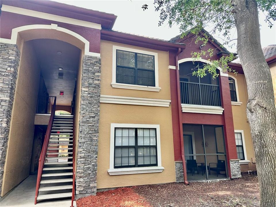 For Rent: $1,500 (1 beds, 1 baths, 700 Square Feet)