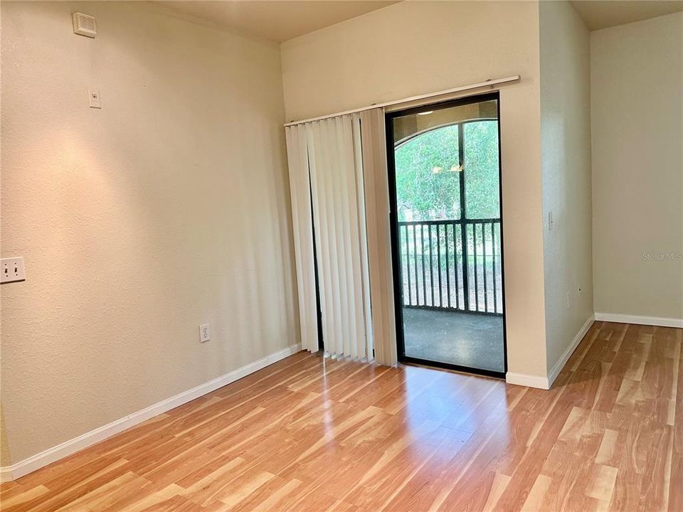 For Rent: $1,500 (1 beds, 1 baths, 700 Square Feet)