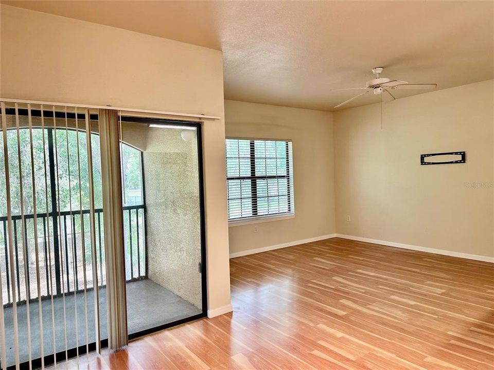 For Rent: $1,500 (1 beds, 1 baths, 700 Square Feet)