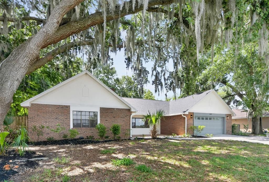 En Venta: $699,900 (3 camas, 3 baños, 2019 Pies cuadrados)