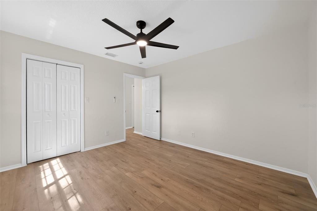 En Venta: $699,900 (3 camas, 3 baños, 2019 Pies cuadrados)