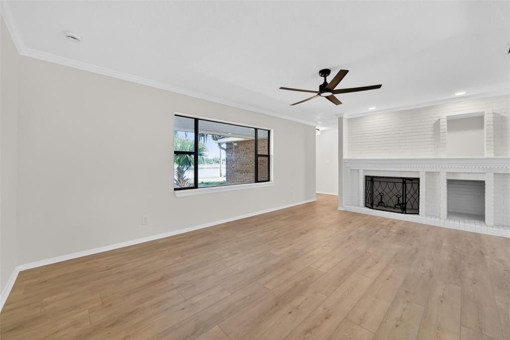 En Venta: $699,900 (3 camas, 3 baños, 2019 Pies cuadrados)