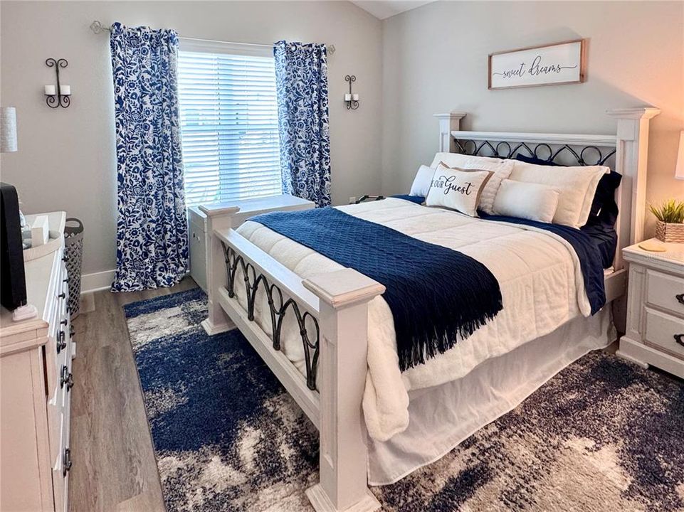 For Sale: $589,900 (3 beds, 2 baths, 1927 Square Feet)