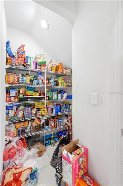 На продажу: $490,000 (6 спален, 3 ванн, 3343 Квадратных фут)
