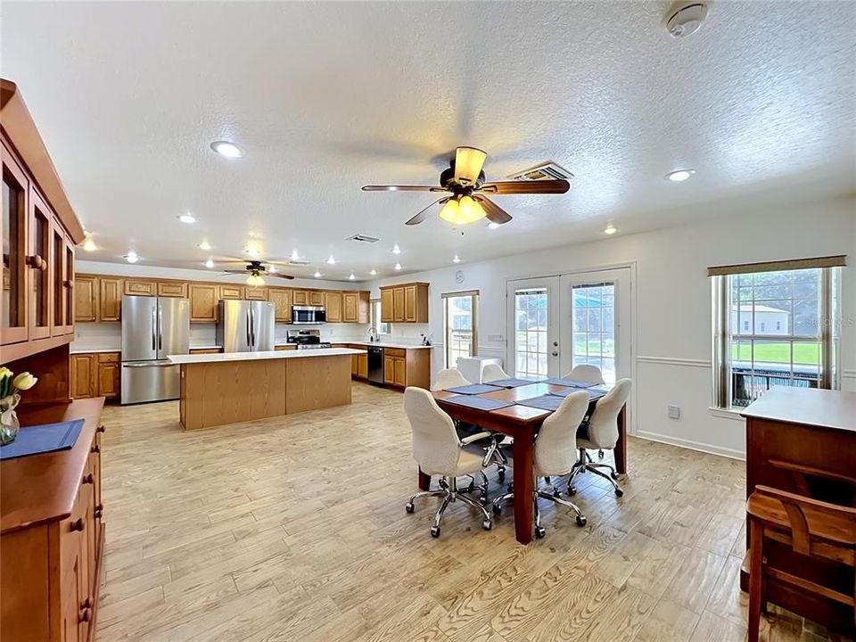For Sale: $1,400,000 (8 beds, 6 baths, 4507 Square Feet)
