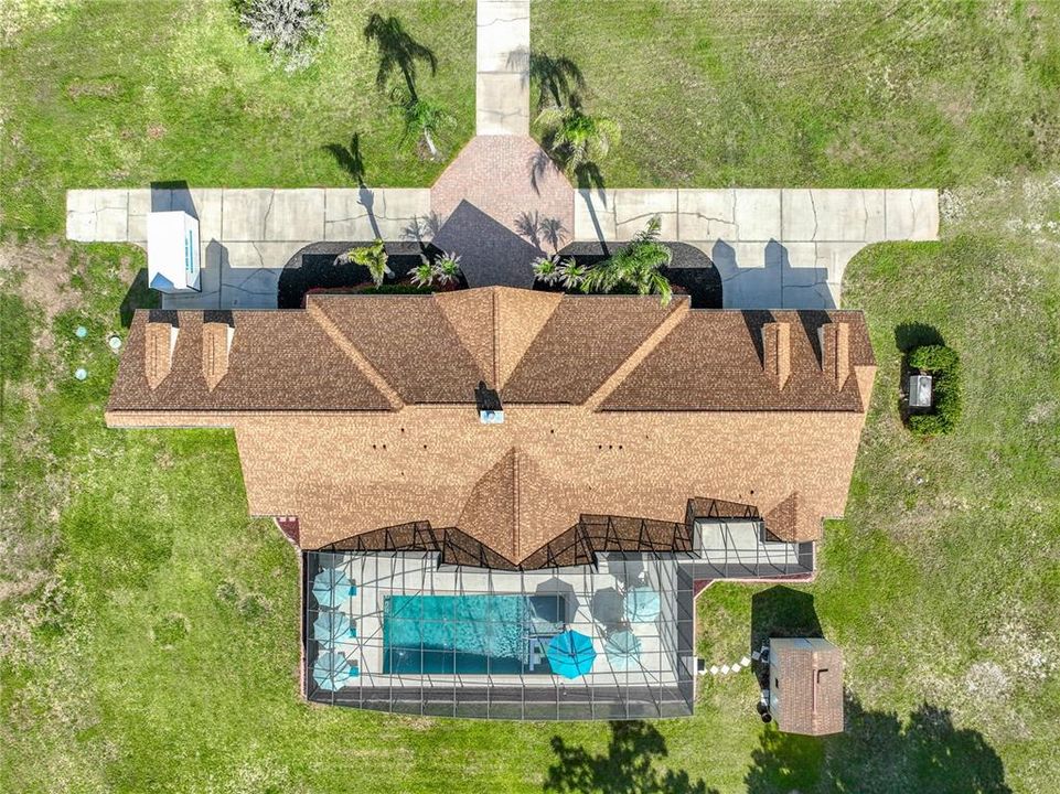 For Sale: $1,400,000 (8 beds, 6 baths, 4507 Square Feet)