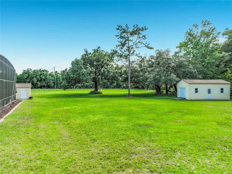 For Sale: $1,400,000 (8 beds, 6 baths, 4507 Square Feet)