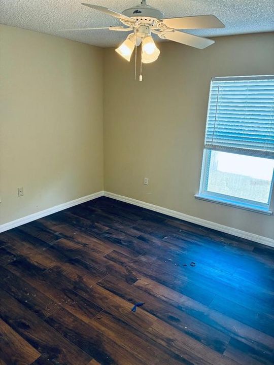 For Rent: $2,200 (4 beds, 2 baths, 2236 Square Feet)