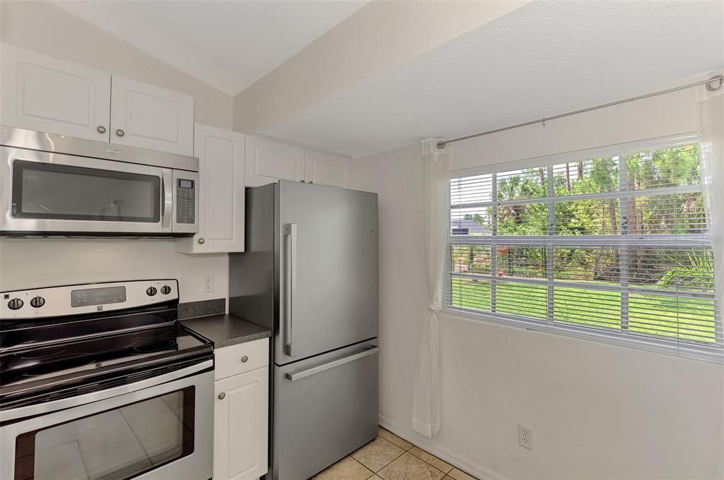 En Venta: $269,900 (3 camas, 2 baños, 1212 Pies cuadrados)