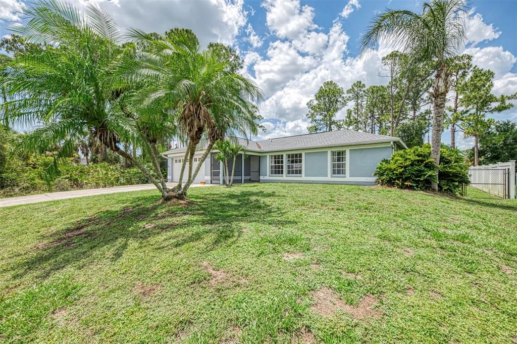 En Venta: $269,900 (3 camas, 2 baños, 1212 Pies cuadrados)