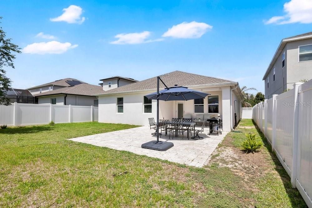 En Venta: $649,990 (4 camas, 3 baños, 2136 Pies cuadrados)