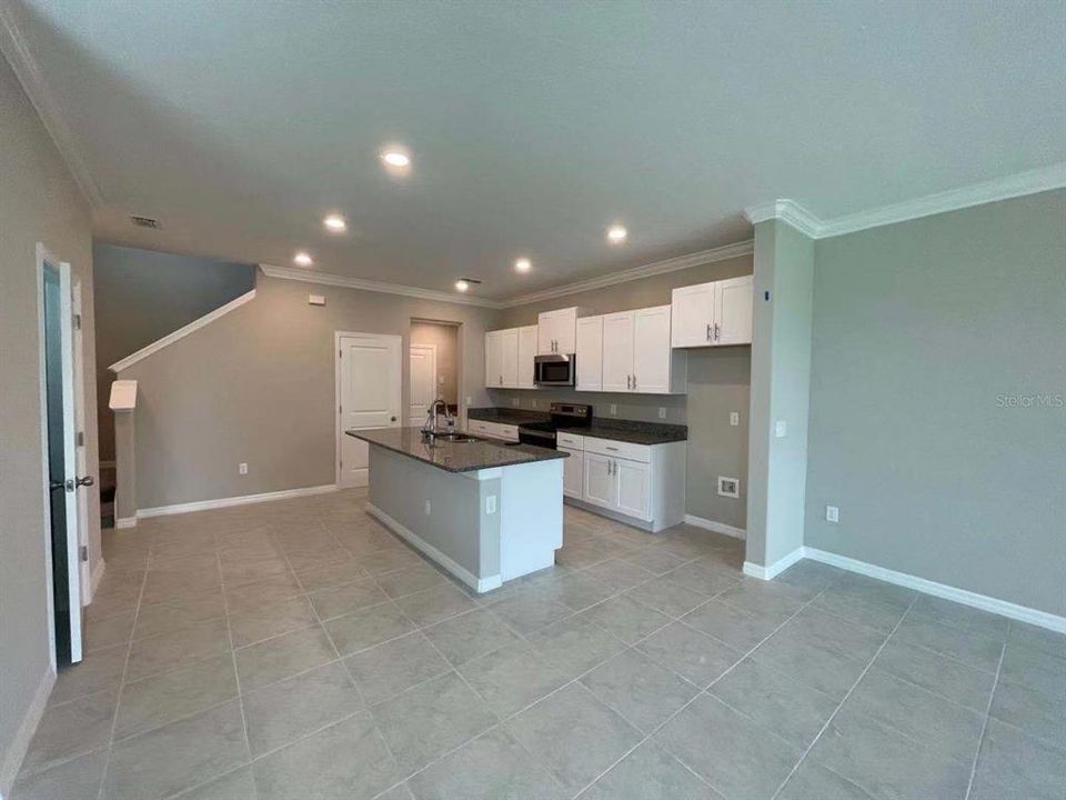 En Renta: $2,300 (3 camas, 2 baños, 1807 Pies cuadrados)