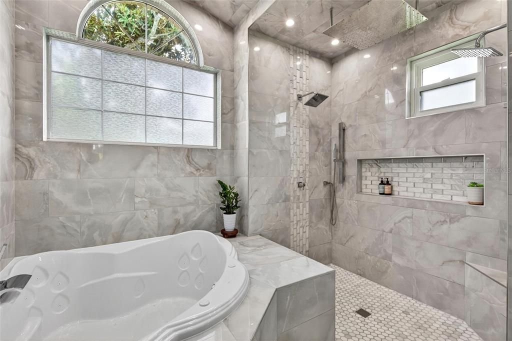 Active With Contract: $589,999 (4 beds, 3 baths, 3769 Square Feet)