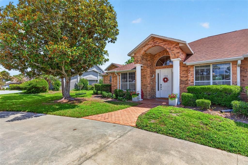 Active With Contract: $589,999 (4 beds, 3 baths, 3769 Square Feet)