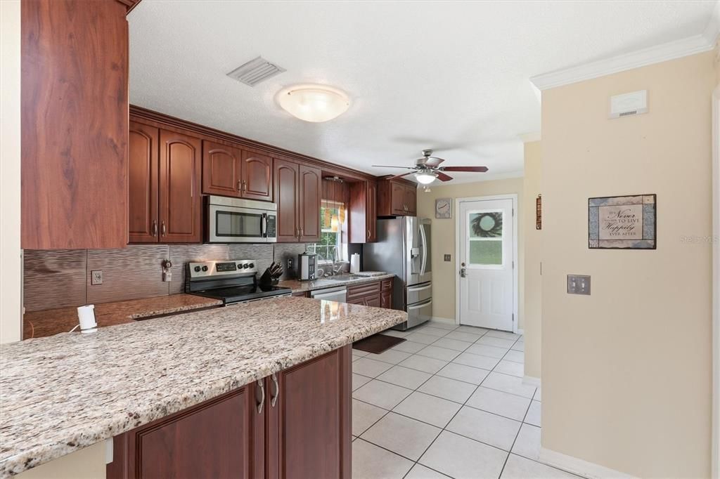 For Sale: $719,900 (5 beds, 3 baths, 4376 Square Feet)