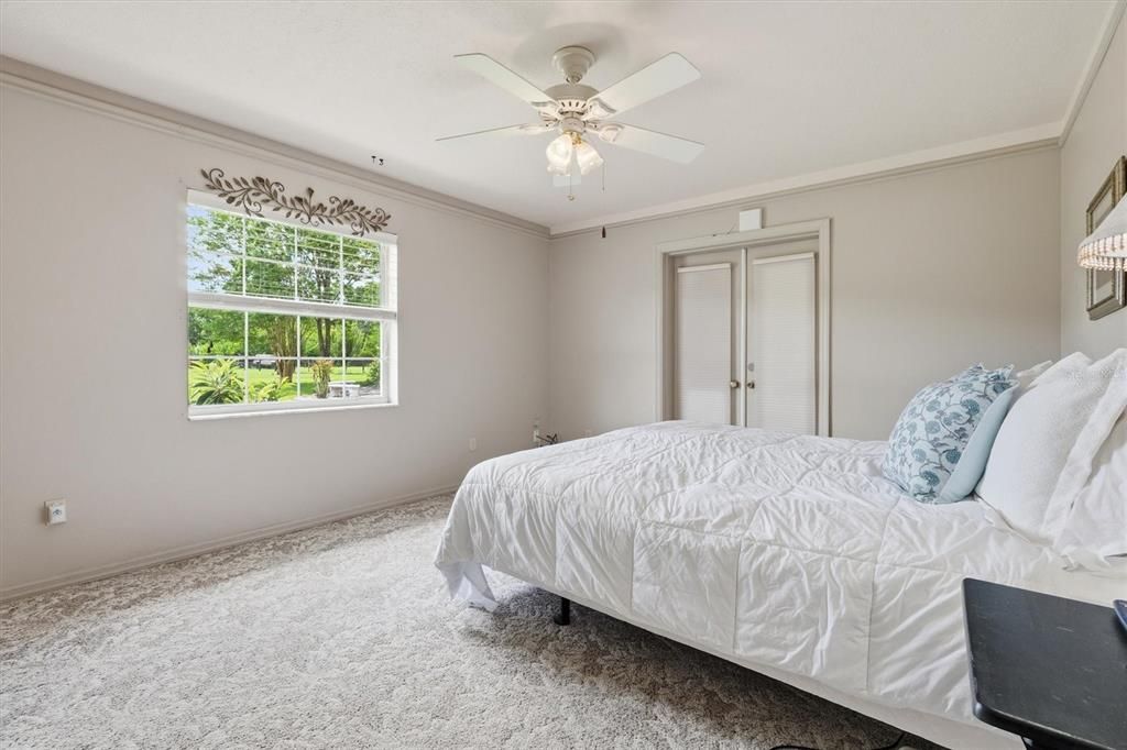For Sale: $719,900 (5 beds, 3 baths, 4376 Square Feet)