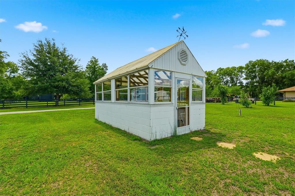 For Sale: $719,900 (5 beds, 3 baths, 4376 Square Feet)