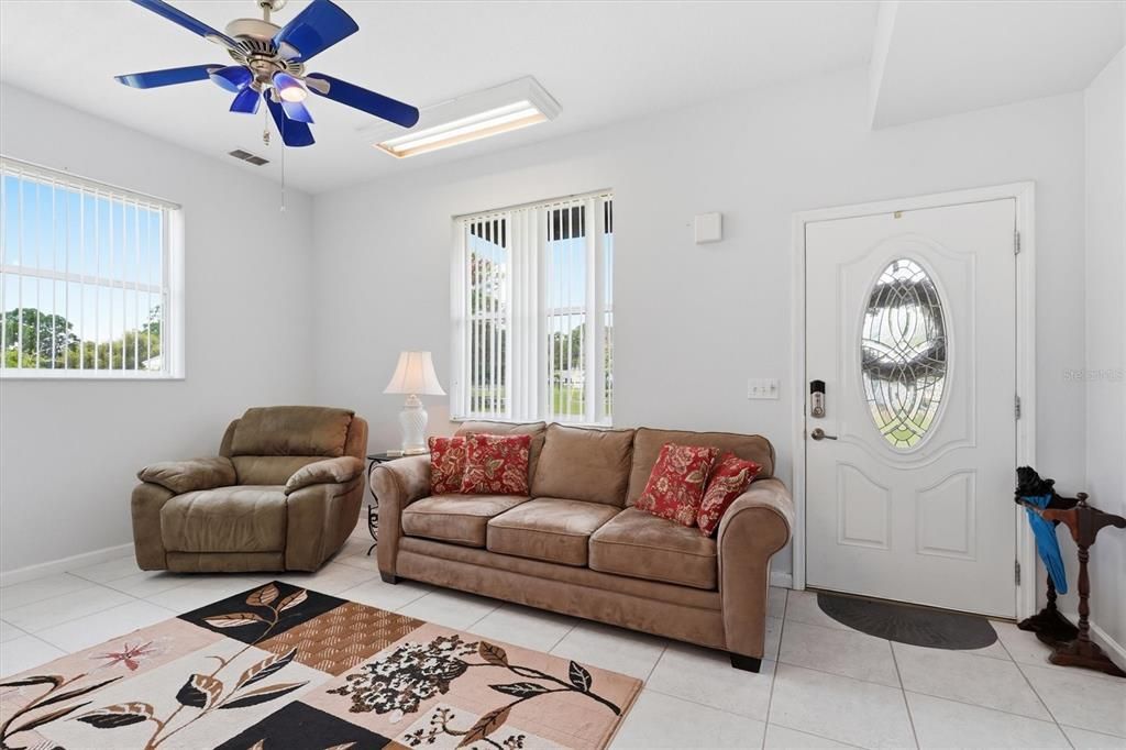 For Sale: $719,900 (5 beds, 3 baths, 4376 Square Feet)