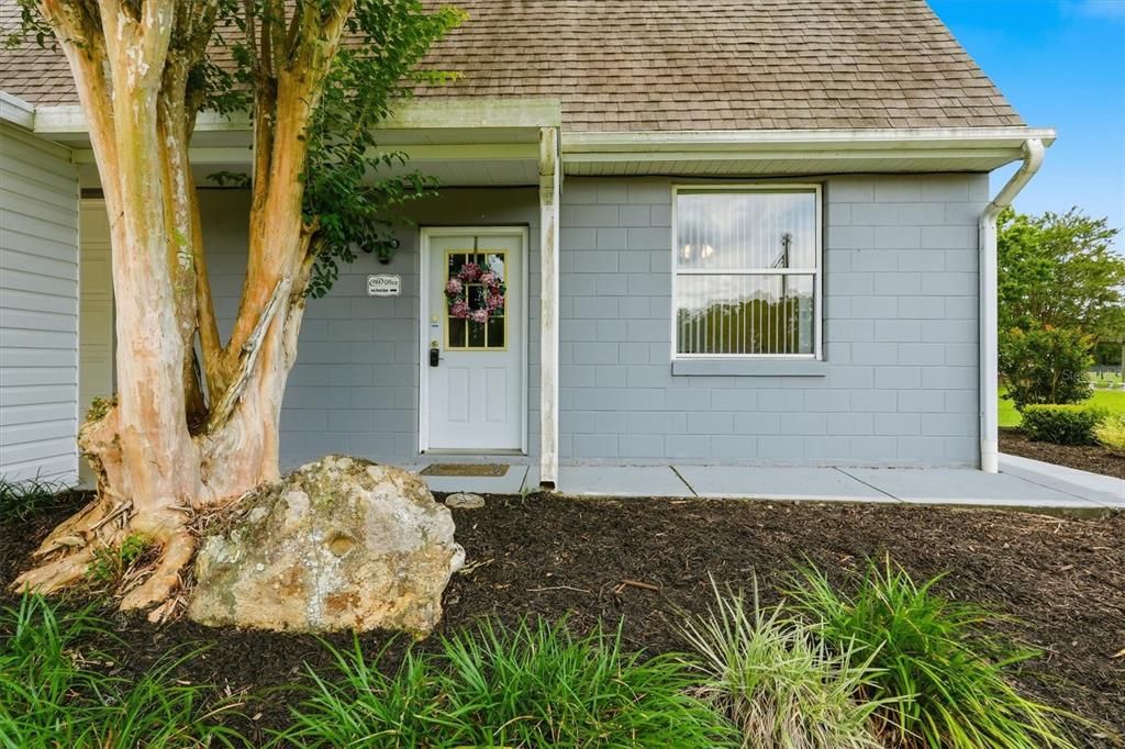 For Sale: $719,900 (5 beds, 3 baths, 4376 Square Feet)