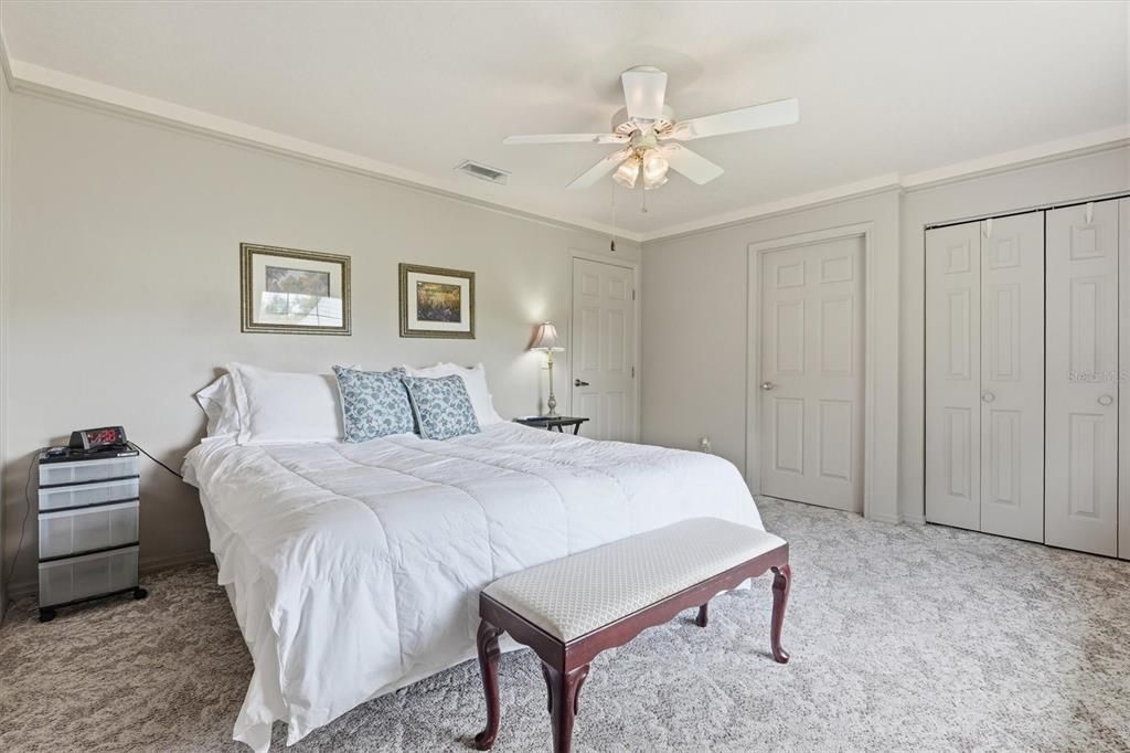 For Sale: $719,900 (5 beds, 3 baths, 4376 Square Feet)