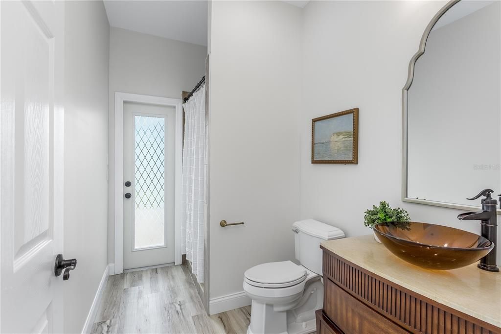 For Sale: $650,000 (5 beds, 3 baths, 3011 Square Feet)