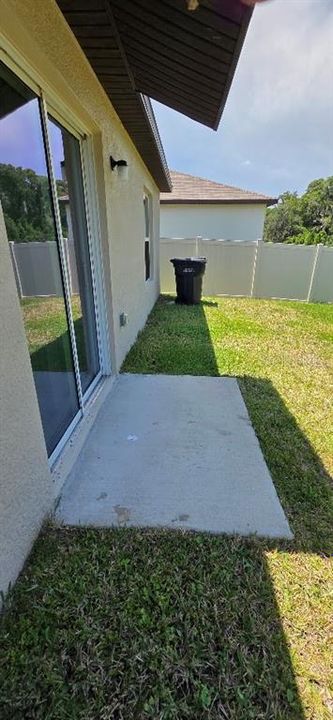 For Rent: $1,995 (3 beds, 2 baths, 1555 Square Feet)
